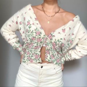 Vintage angora floral ecru cardigan with pearl buttons